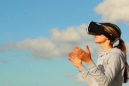 virtual-reality-warm-technology-featured